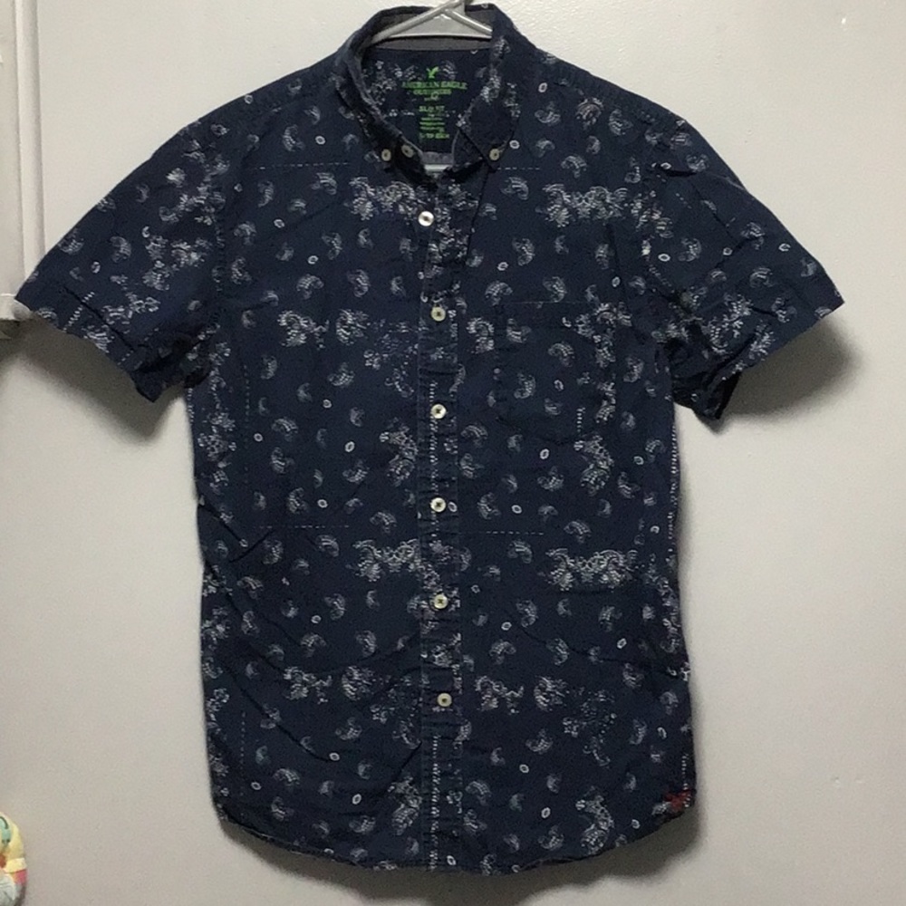 American Eagle Outfitters shirt,size XSmall. Slim Fit. 100% cotton.
